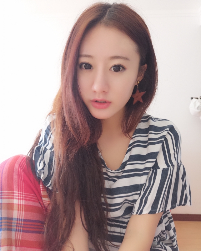 没有故事的女同学的第二张照片--德化交友网