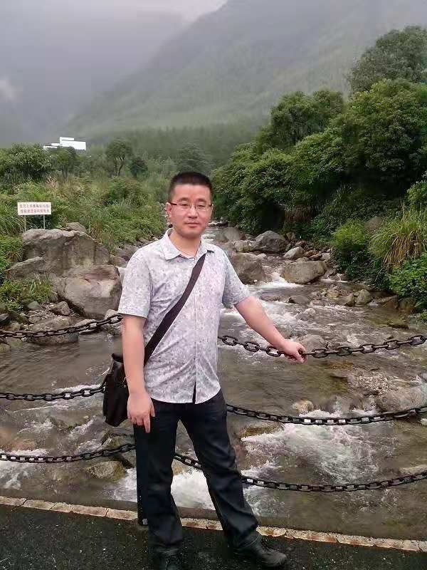淡定牛魔王的第三张照片--德化交友网