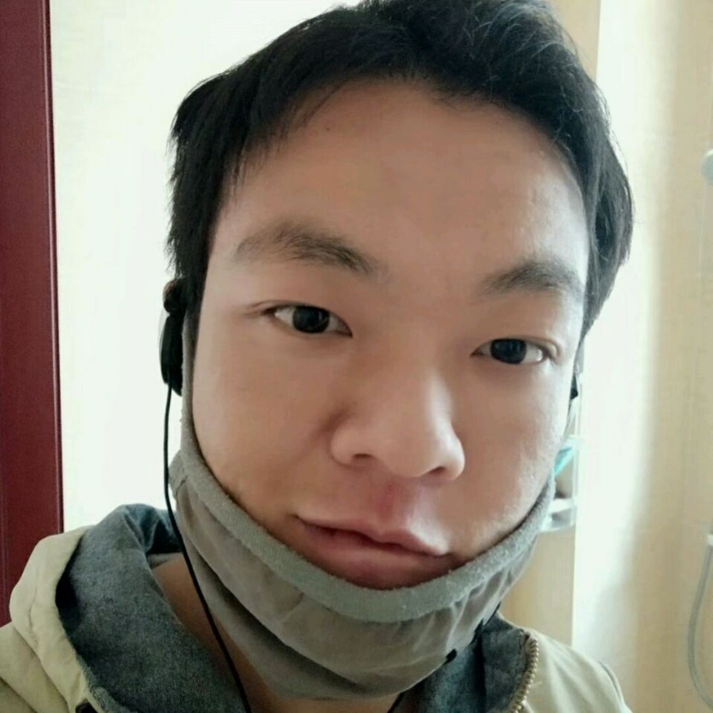 泡沫哭泣的第一张照片--德化交友网