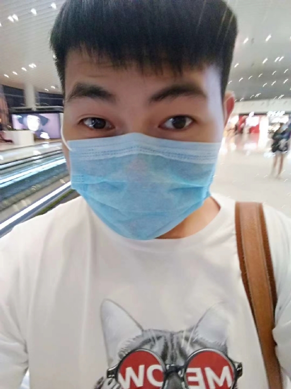 咔咔一顿的第一张照片--德化交友网