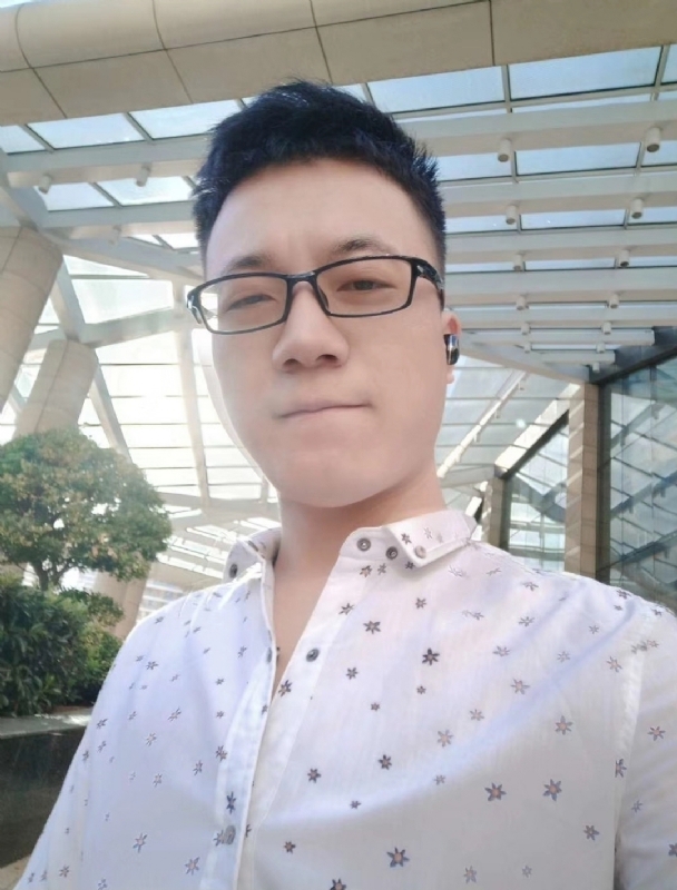 你是人间四月天的第一张照片--德化交友网