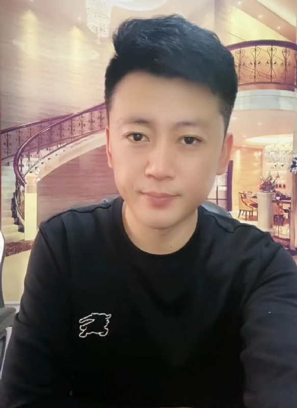 屋顶拾荒人的第三张照片--德化交友网