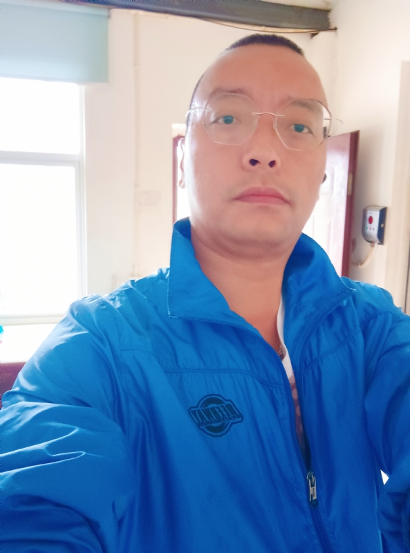 通海混混的第一张照片--德化交友网