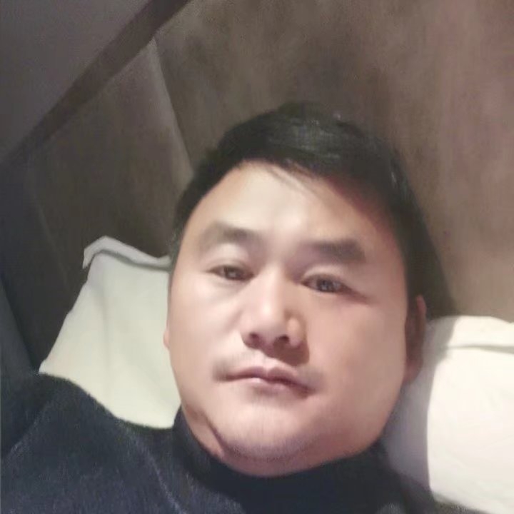 奔跑的第二张照片--德化交友网