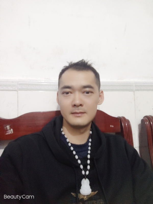 快乐的等待的第一张照片--德化交友网