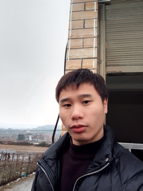 银色的羽翼的第一张照片--德化交友网