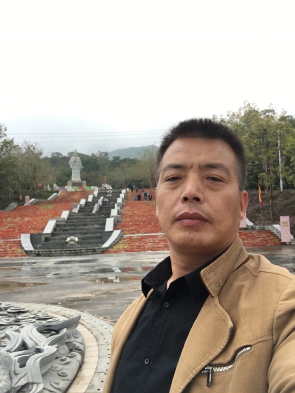 开心的松鼠的第一张照片--德化交友网