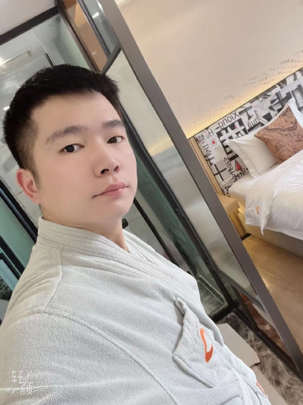 绿帽的第一张照片--德化交友网