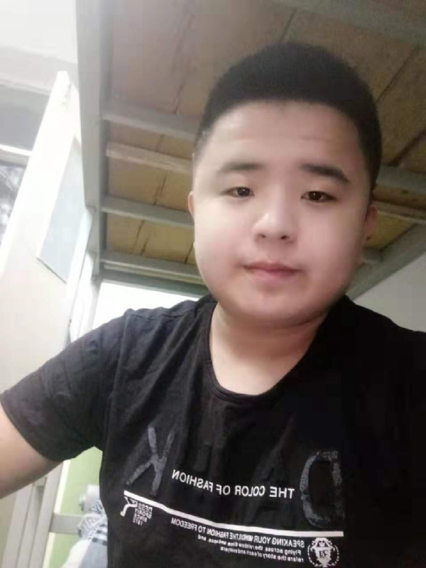 打小就爱淘气的第一张照片--德化交友网