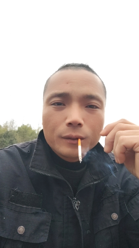 伯爵的第一张照片--德化交友网