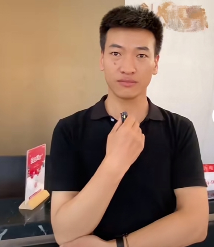 一杯梁白开的第一张照片--德化交友网