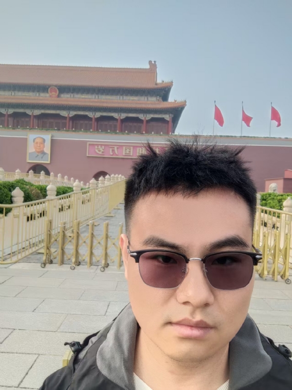 喧嚣的风的第一张照片--德化交友网
